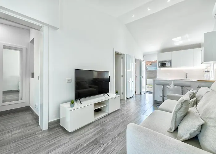 Leire Piscina Privada En